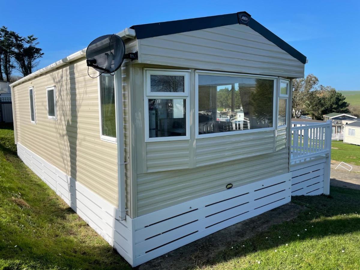 Newquay Bay - Summerbreeze Pv54 New Quay